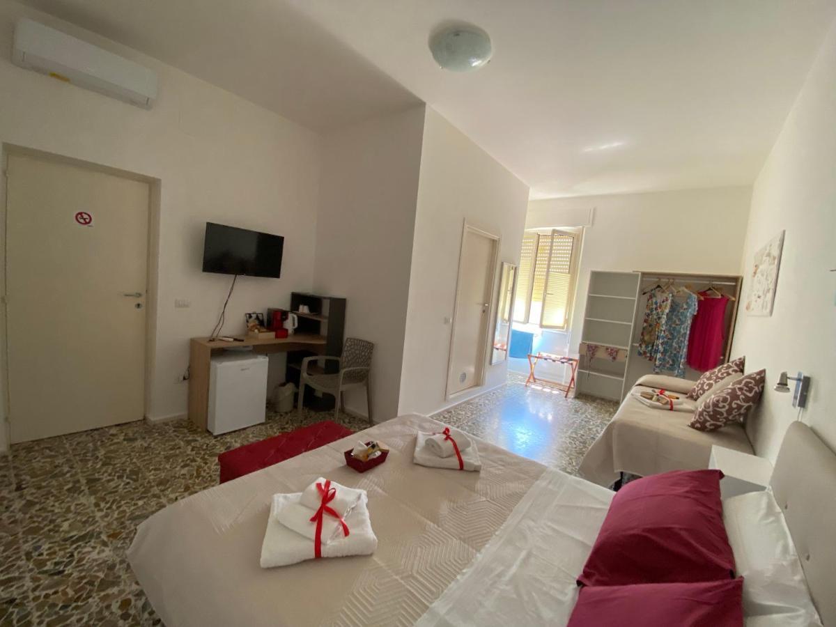 Rossocorallo Rooms Alghero Bagian luar foto
